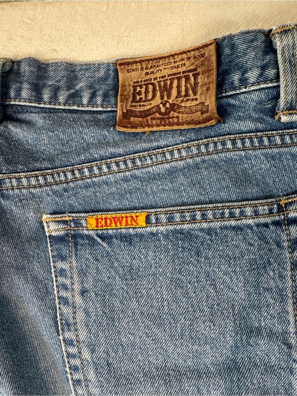 Edwin Straight-Leg Men's Jeans in Light Blue Wash size 36